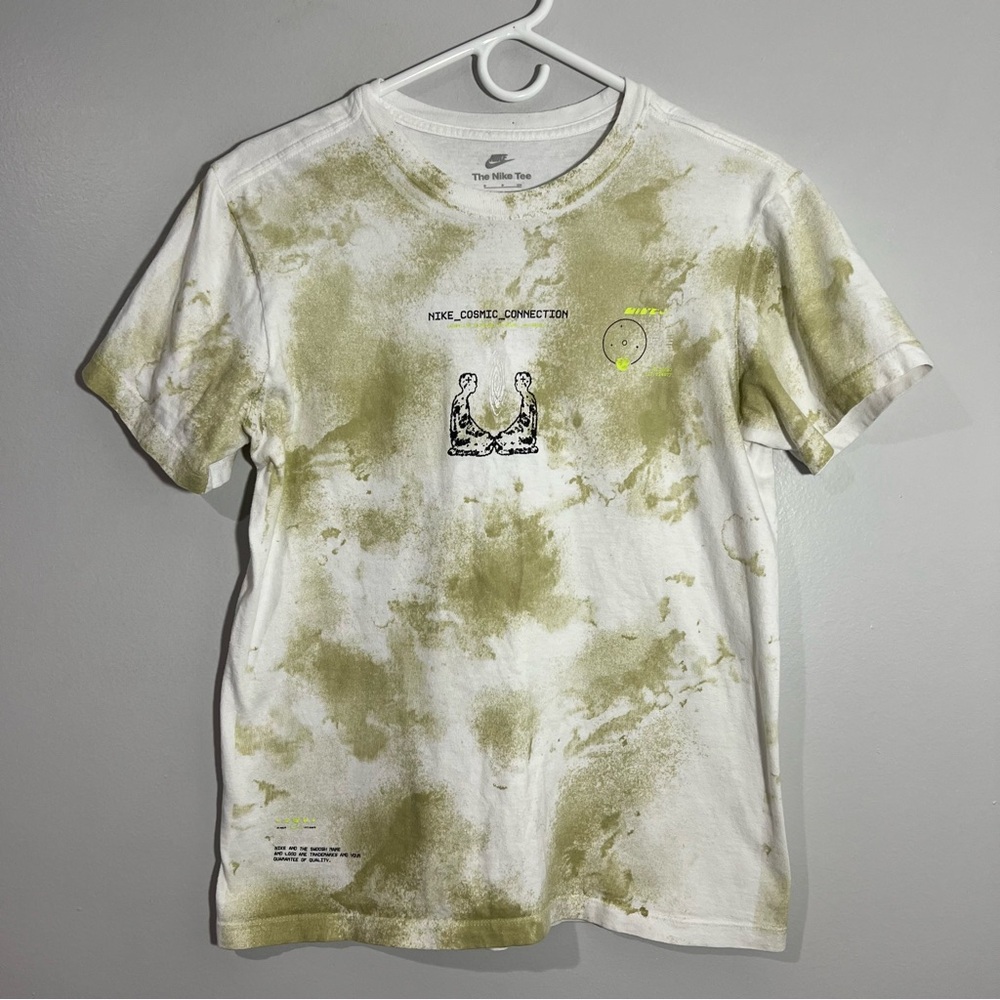 Nike Cosmic Connection Space Green Tie Dye Short Sleeve T-Shirt Mens Small